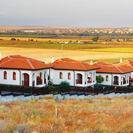 Generaator House Луксозна вила